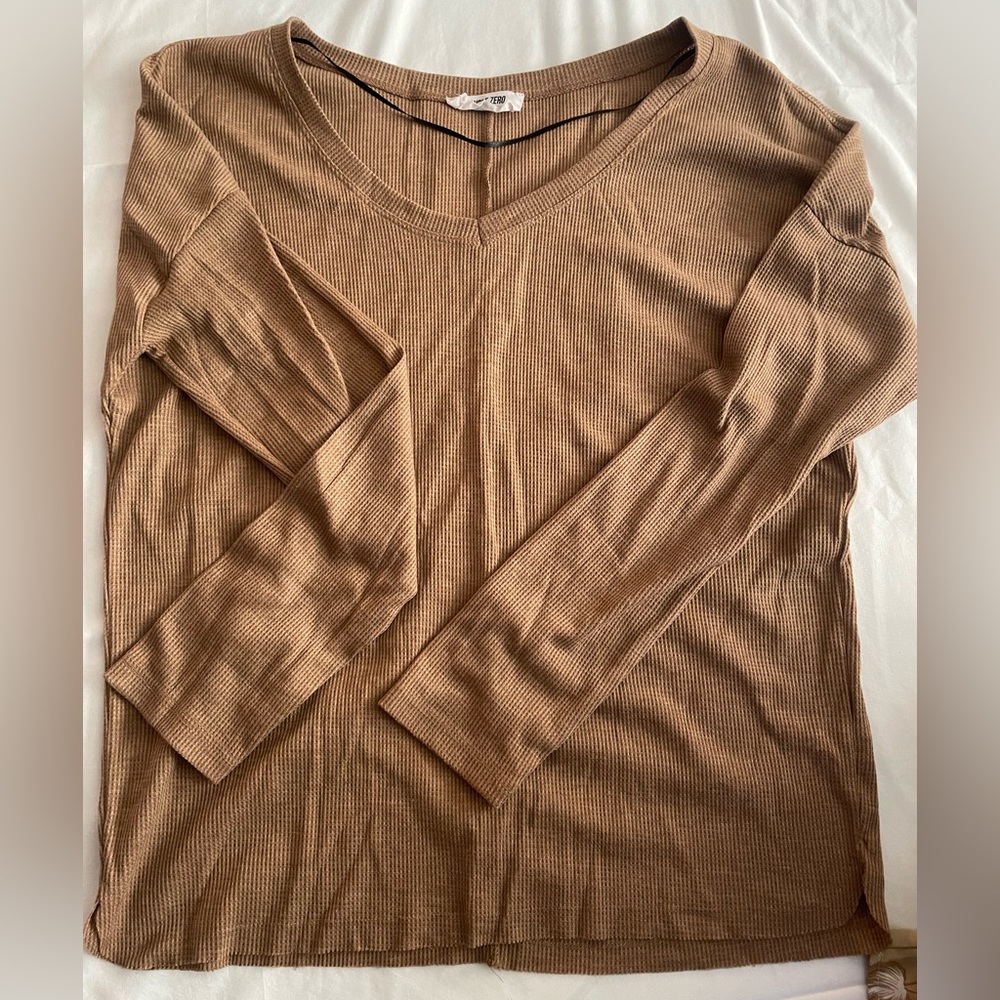 Waffle knit long sleeve maternity top